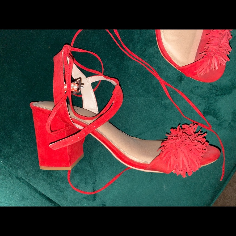 TORRID 12w lace up red chunky heel wide